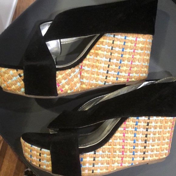 Wedges w/ Rainbow Colored Bottom Size 9 - Picture 2 of 7